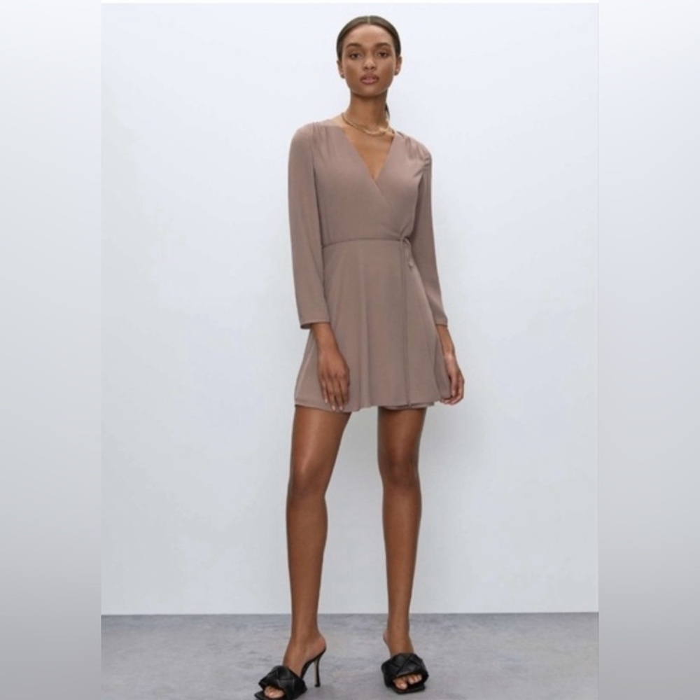 Aritzia Babaton Optima Wrap Dress Size M Shadow Mauve